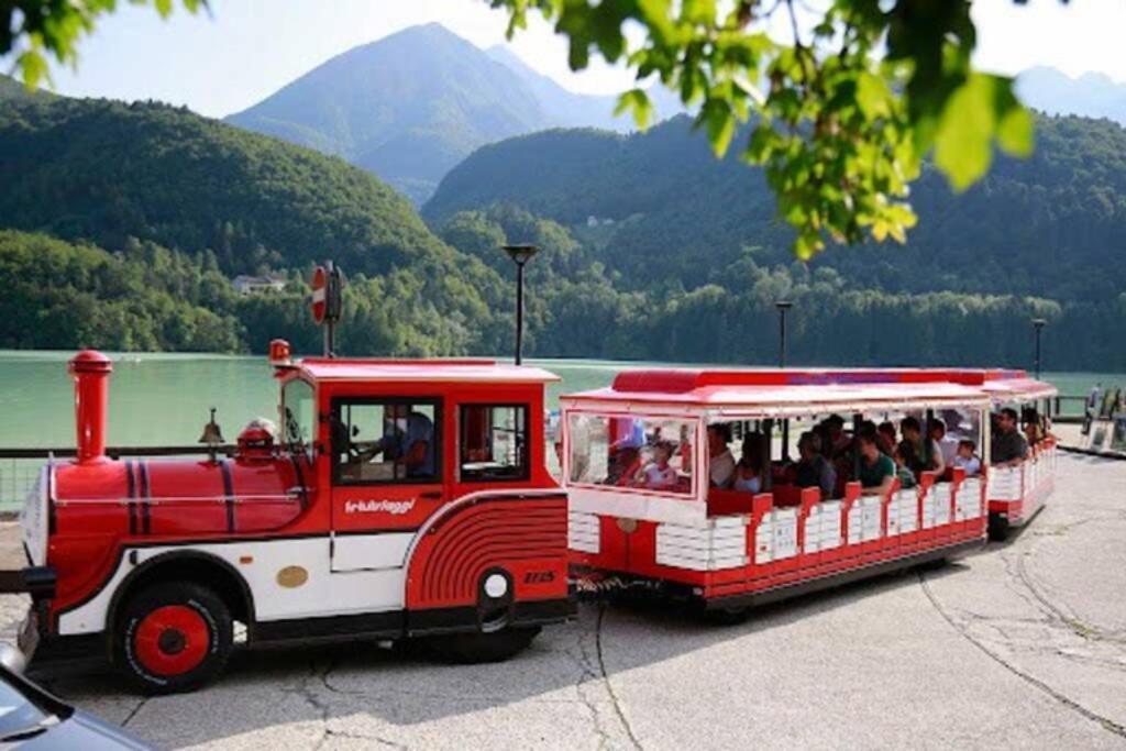 Casa A Schiera Fronte Lago Con Giardino 巴尔奇斯 外观 照片